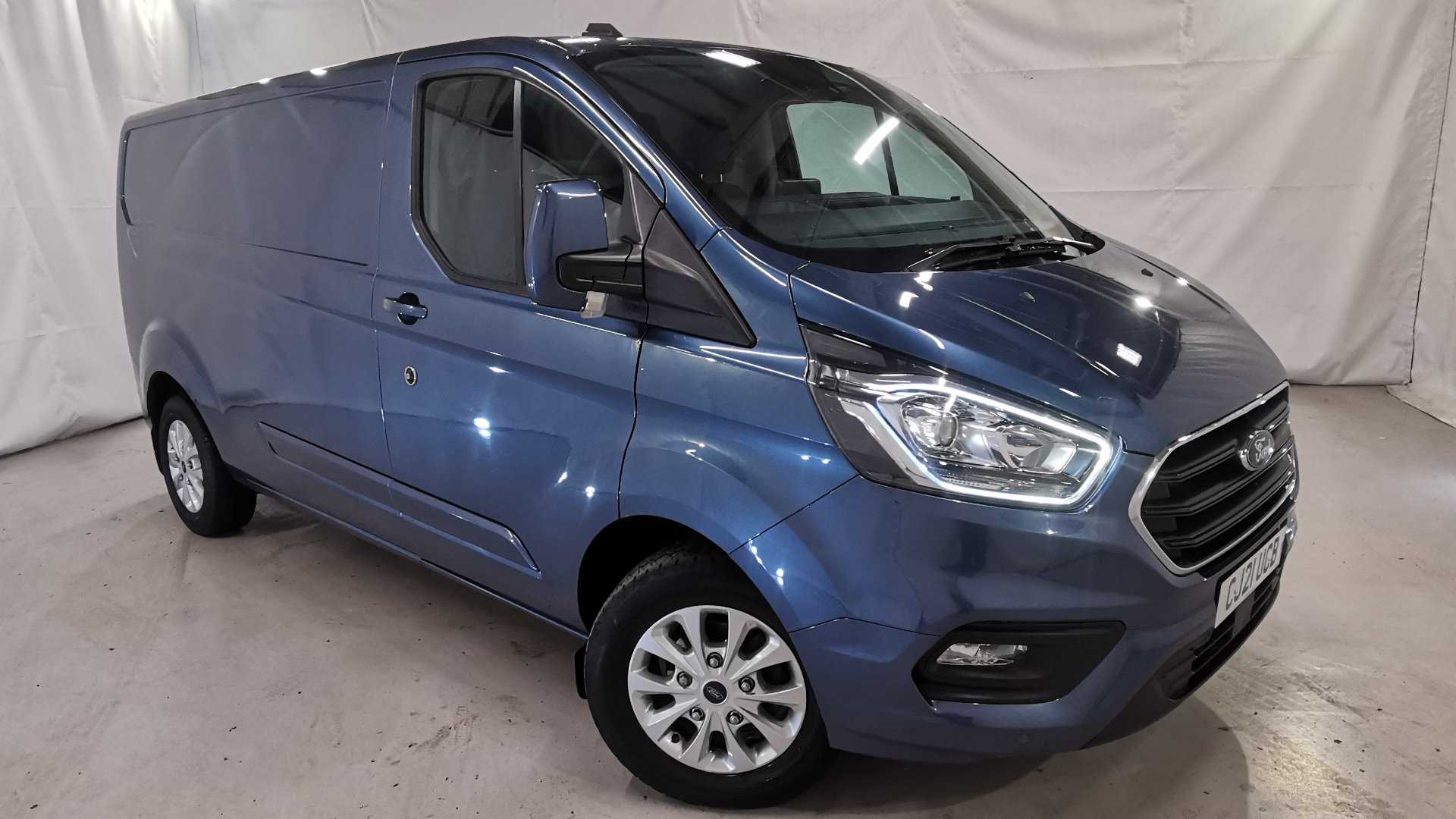 Main listing image - Ford Transit Custom