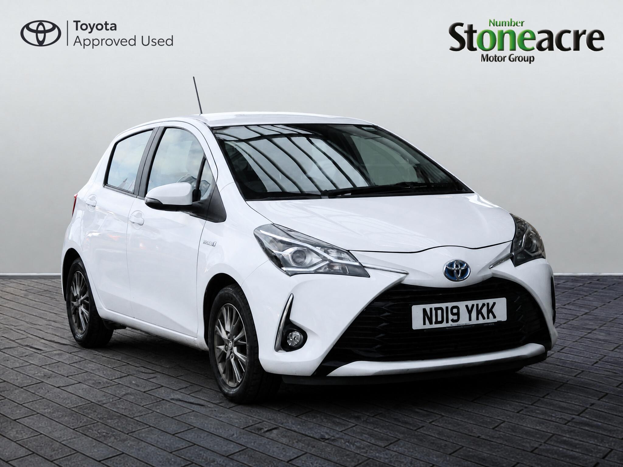 Main listing image - Toyota Yaris