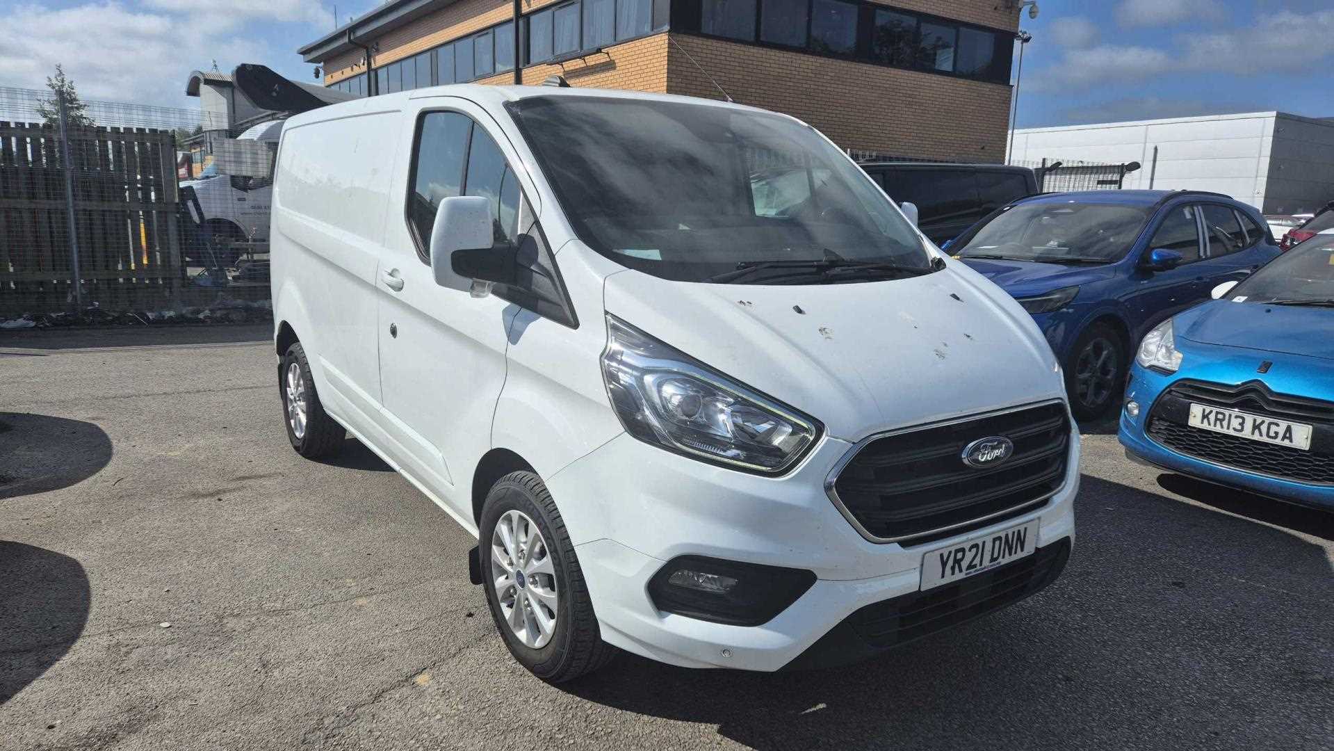 Main listing image - Ford Transit Custom
