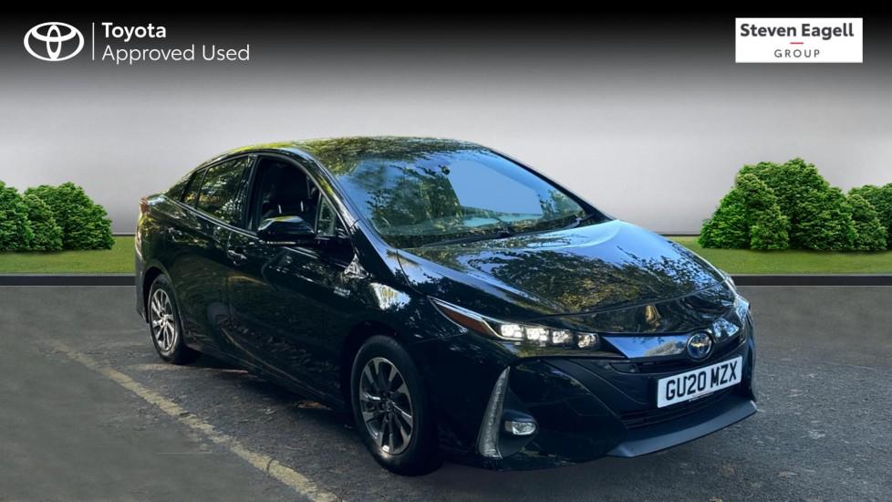 Main listing image - Toyota Prius Plug-In