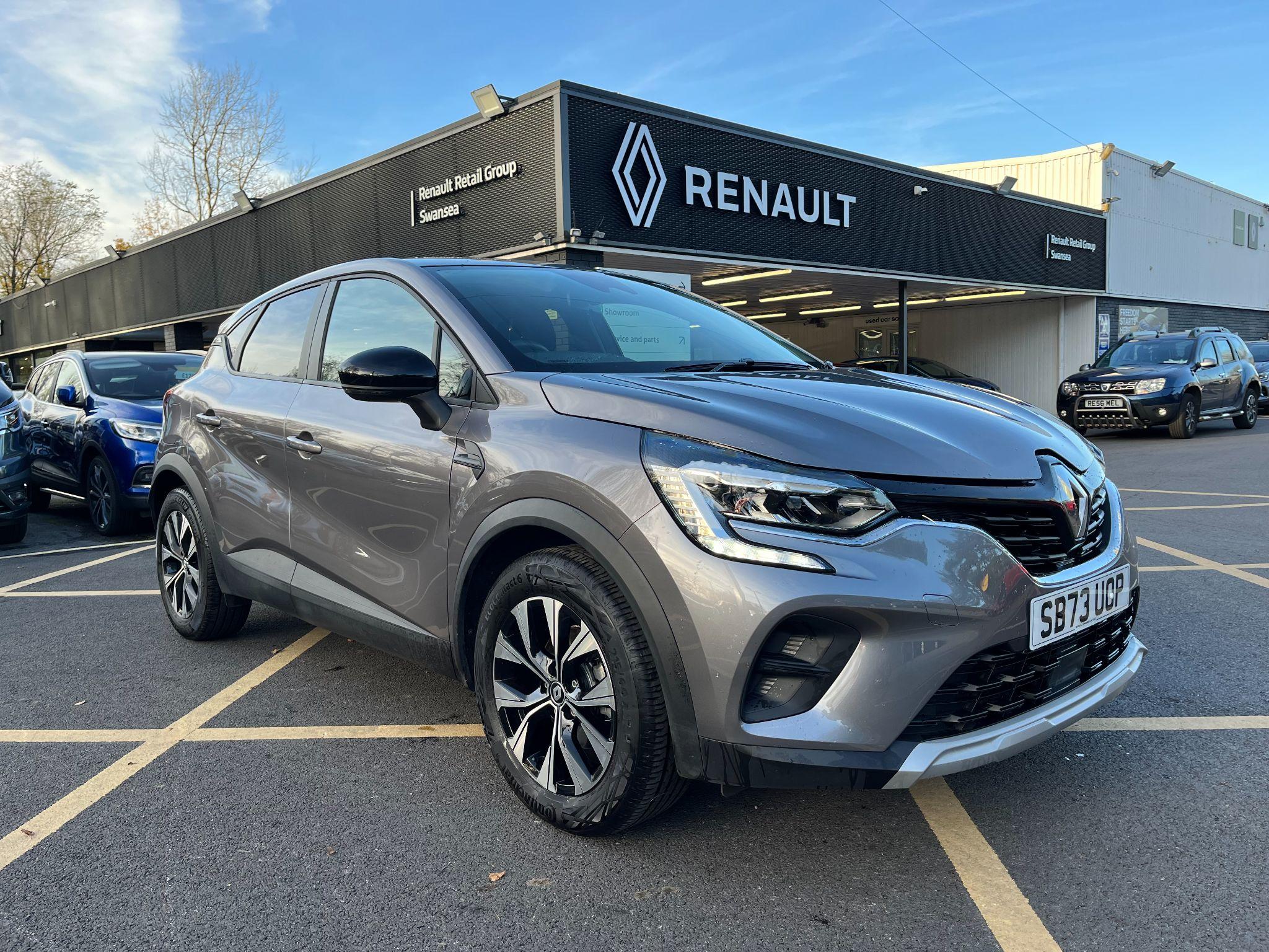 Main listing image - Renault Captur