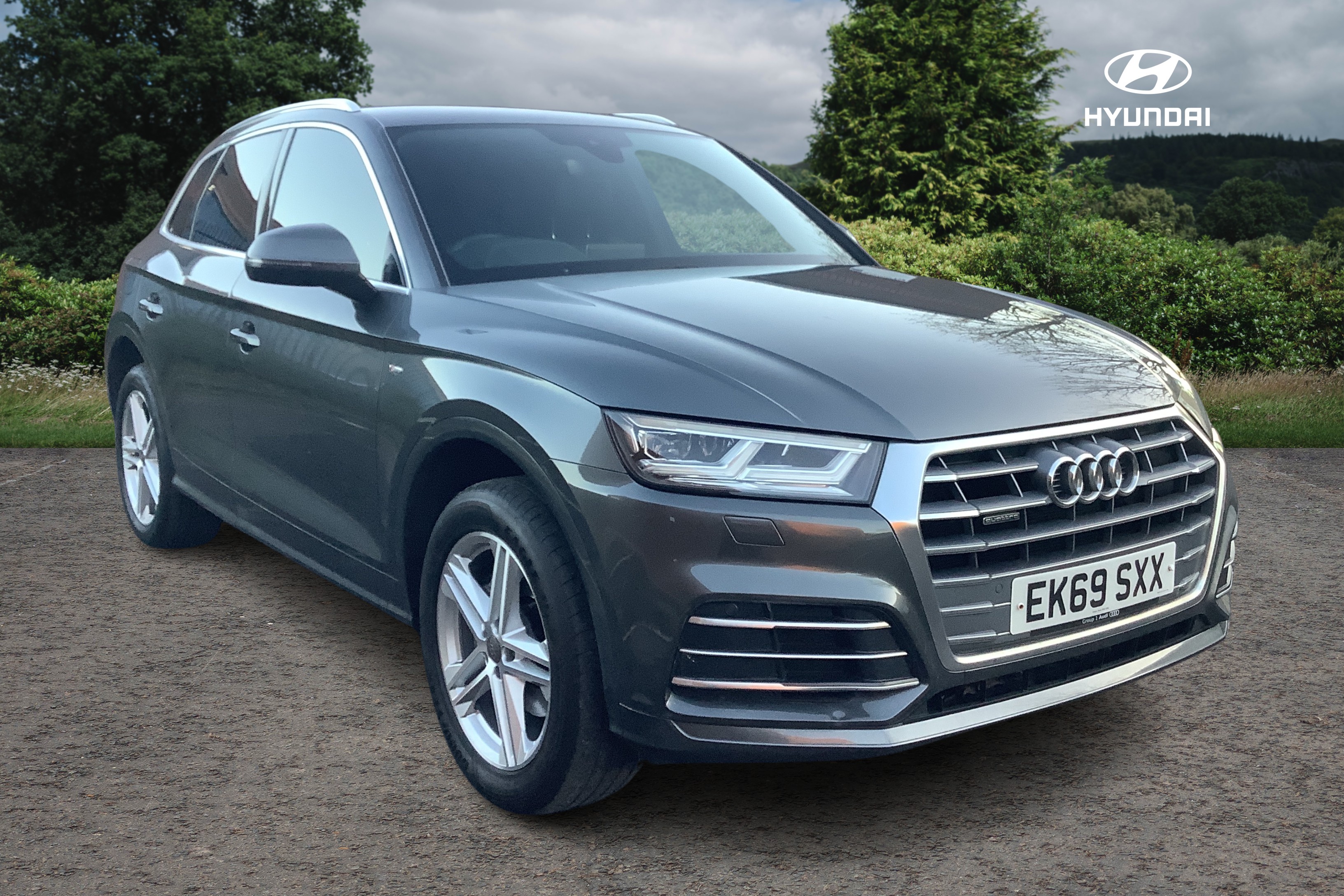 Main listing image - Audi Q5
