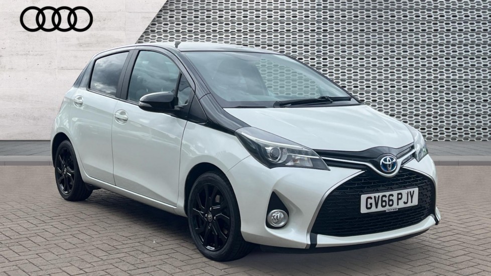 Main listing image - Toyota Yaris