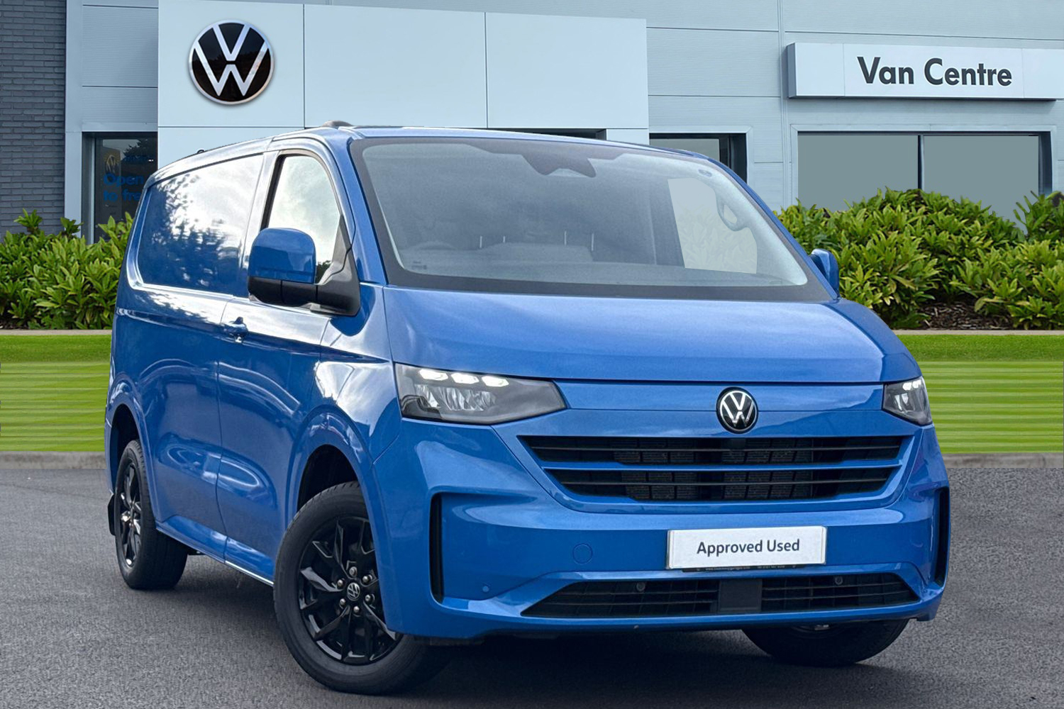 Main listing image - Volkswagen Transporter
