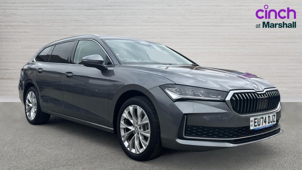 Main listing image - Skoda Superb