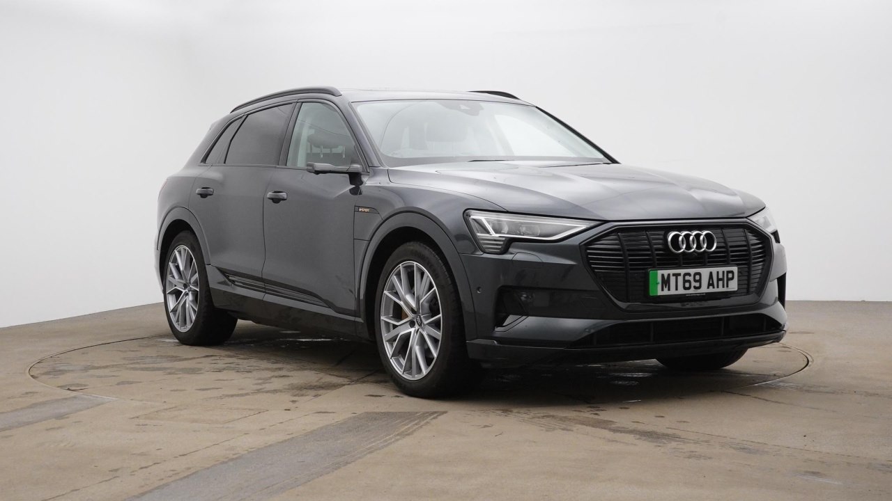 Main listing image - Audi e-tron