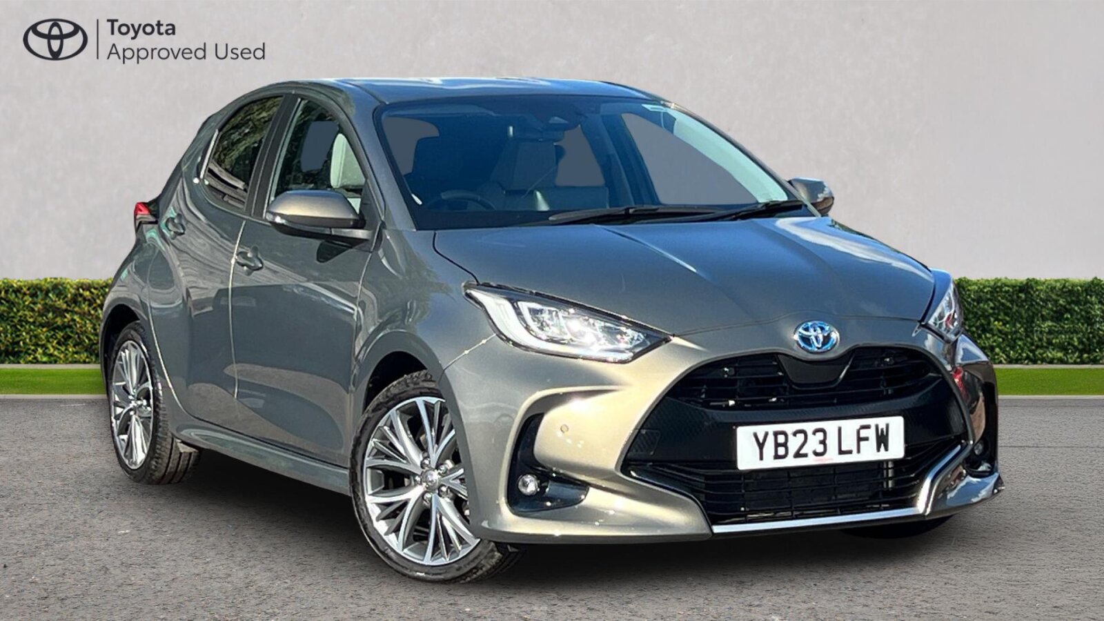Main listing image - Toyota Yaris