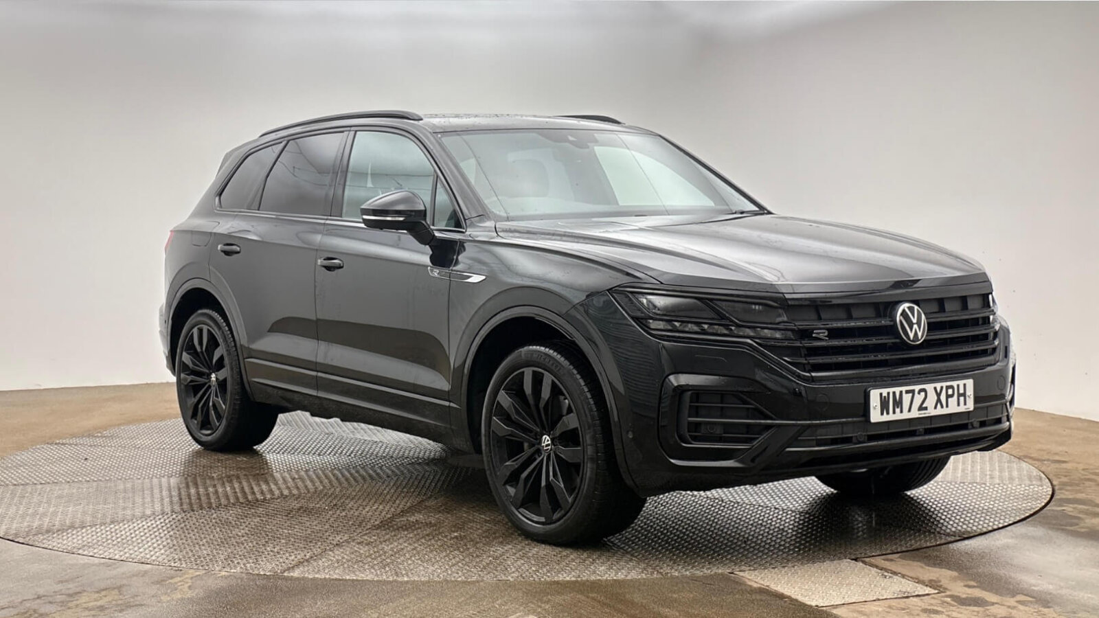 Main listing image - Volkswagen Touareg