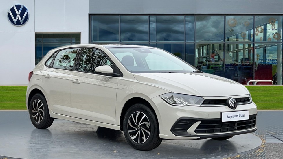 Main listing image - Volkswagen Polo