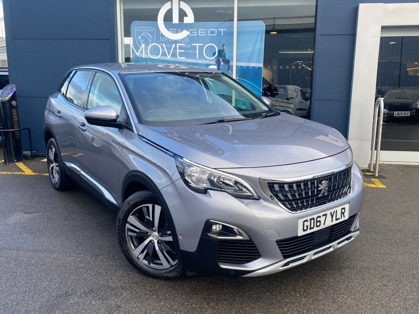 Main listing image - Peugeot 3008