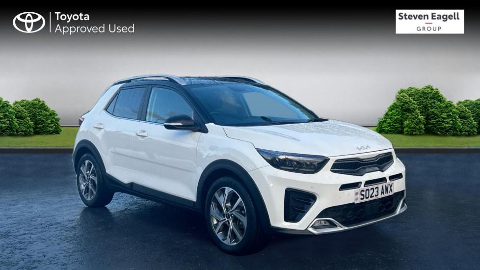 Main listing image - Kia Stonic