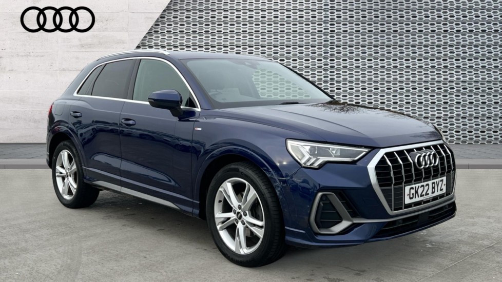 Main listing image - Audi Q3