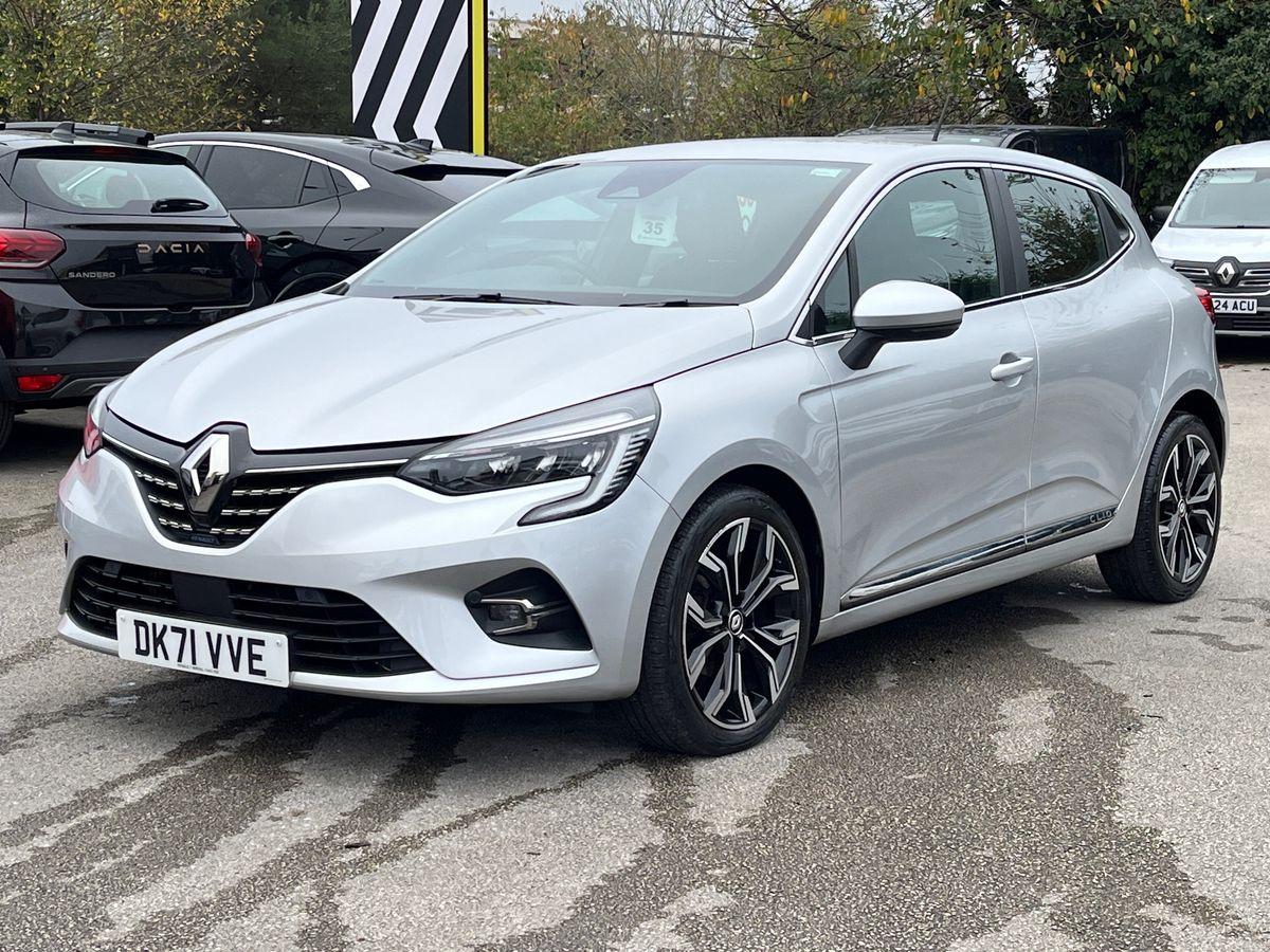 Main listing image - Renault Clio