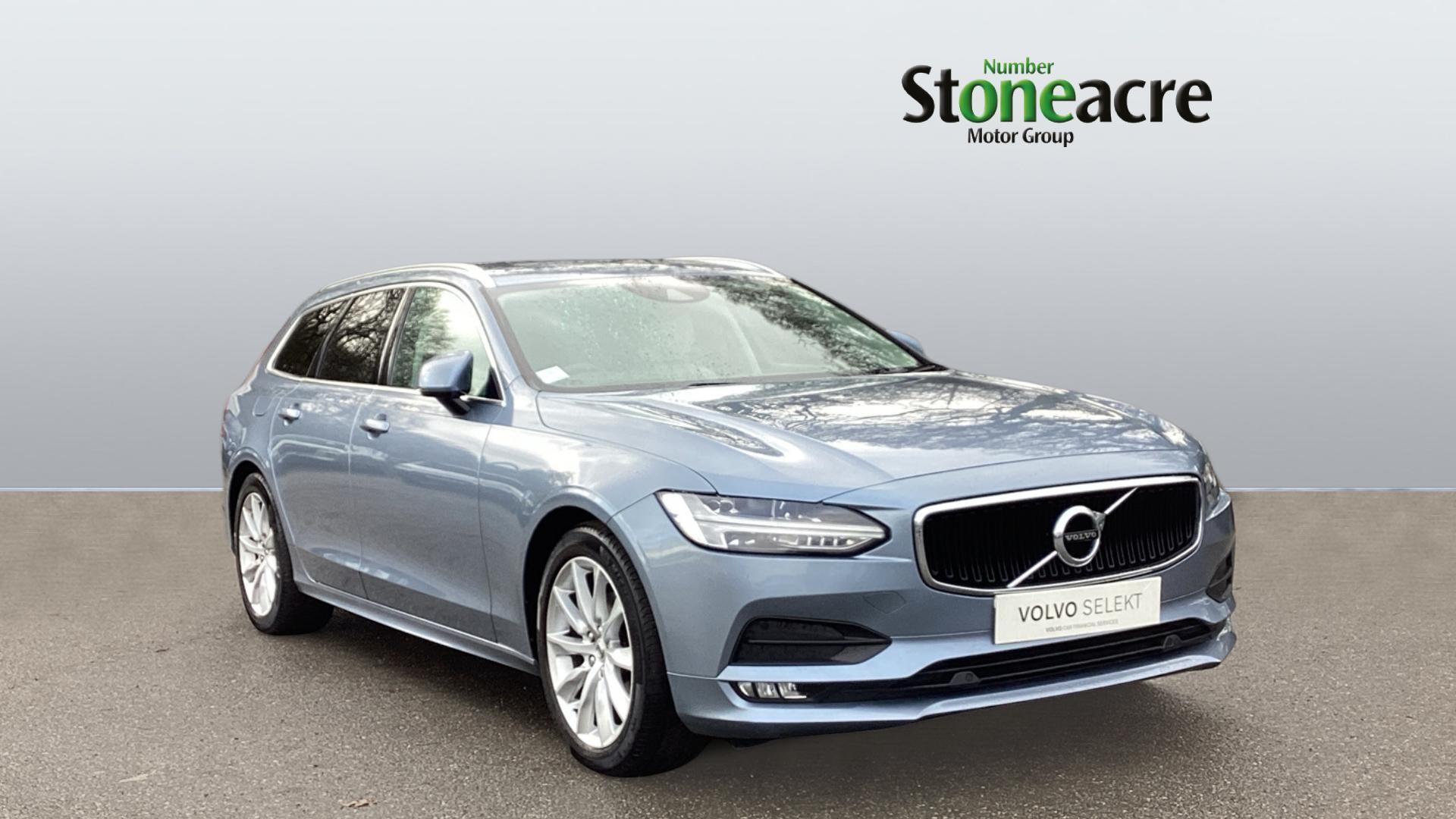 Main listing image - Volvo V90