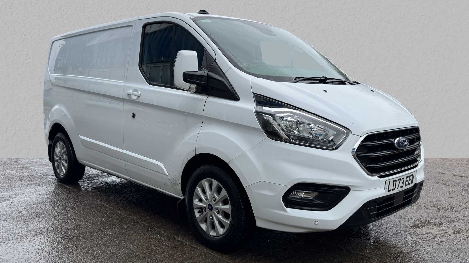 Main listing image - Ford Transit Custom