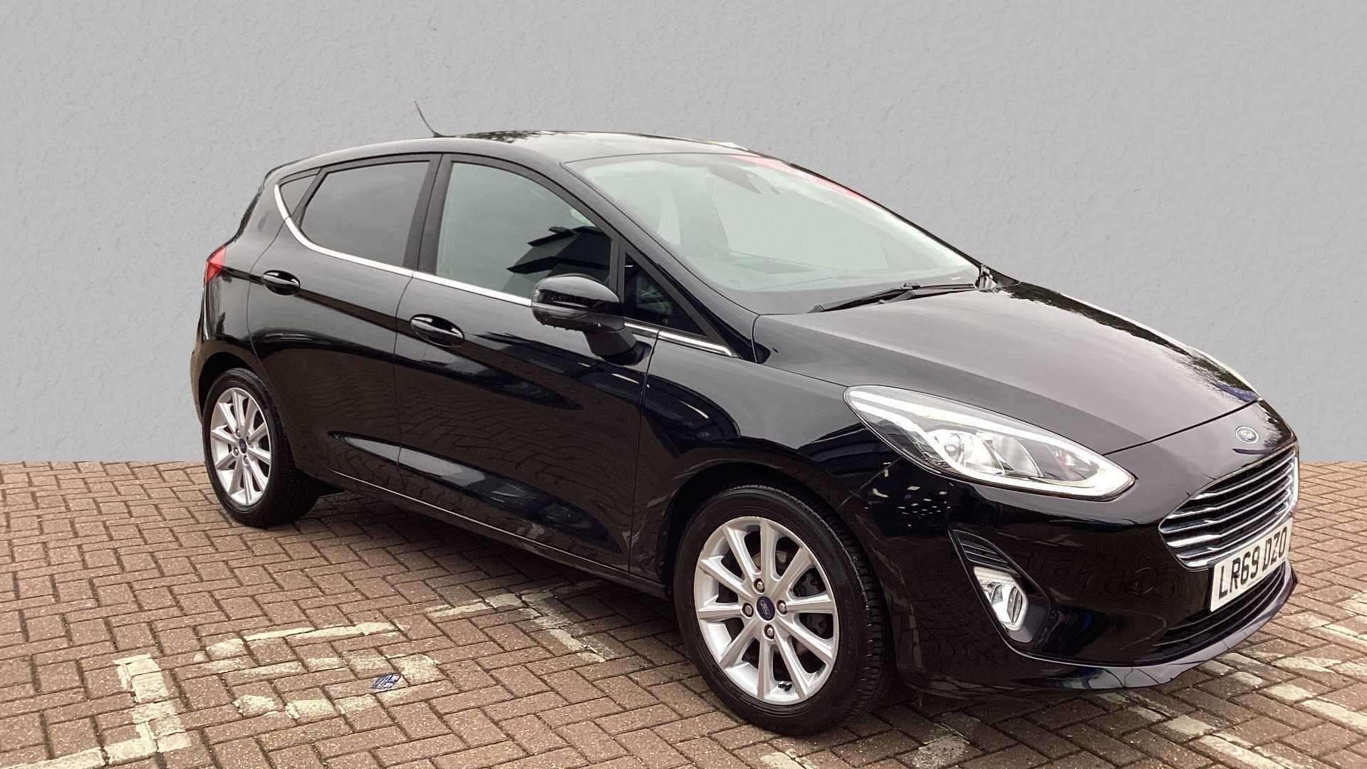 Main listing image - Ford Fiesta