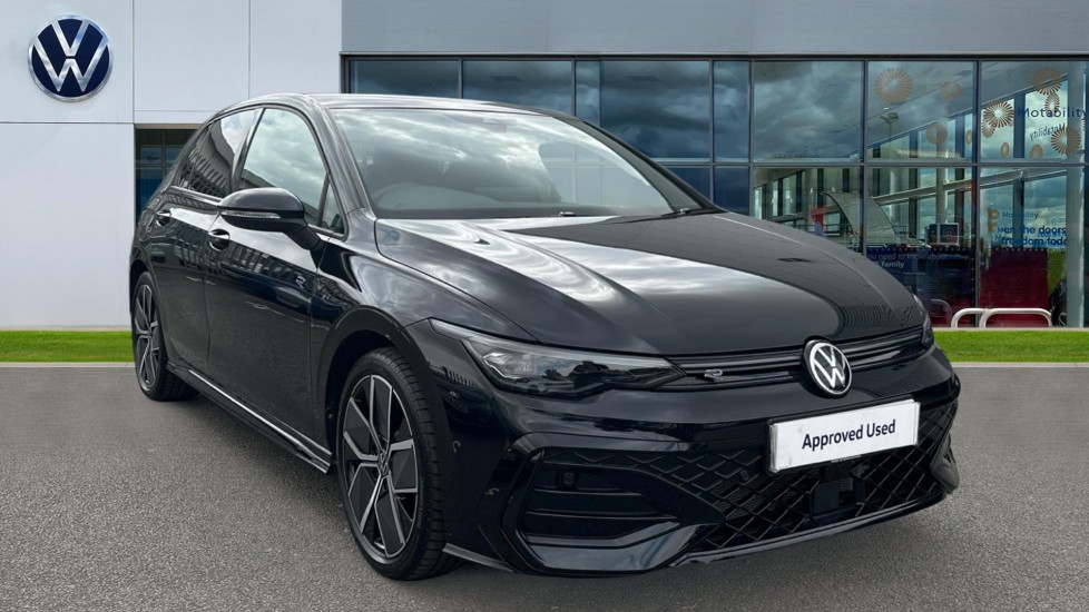 Main listing image - Volkswagen Golf