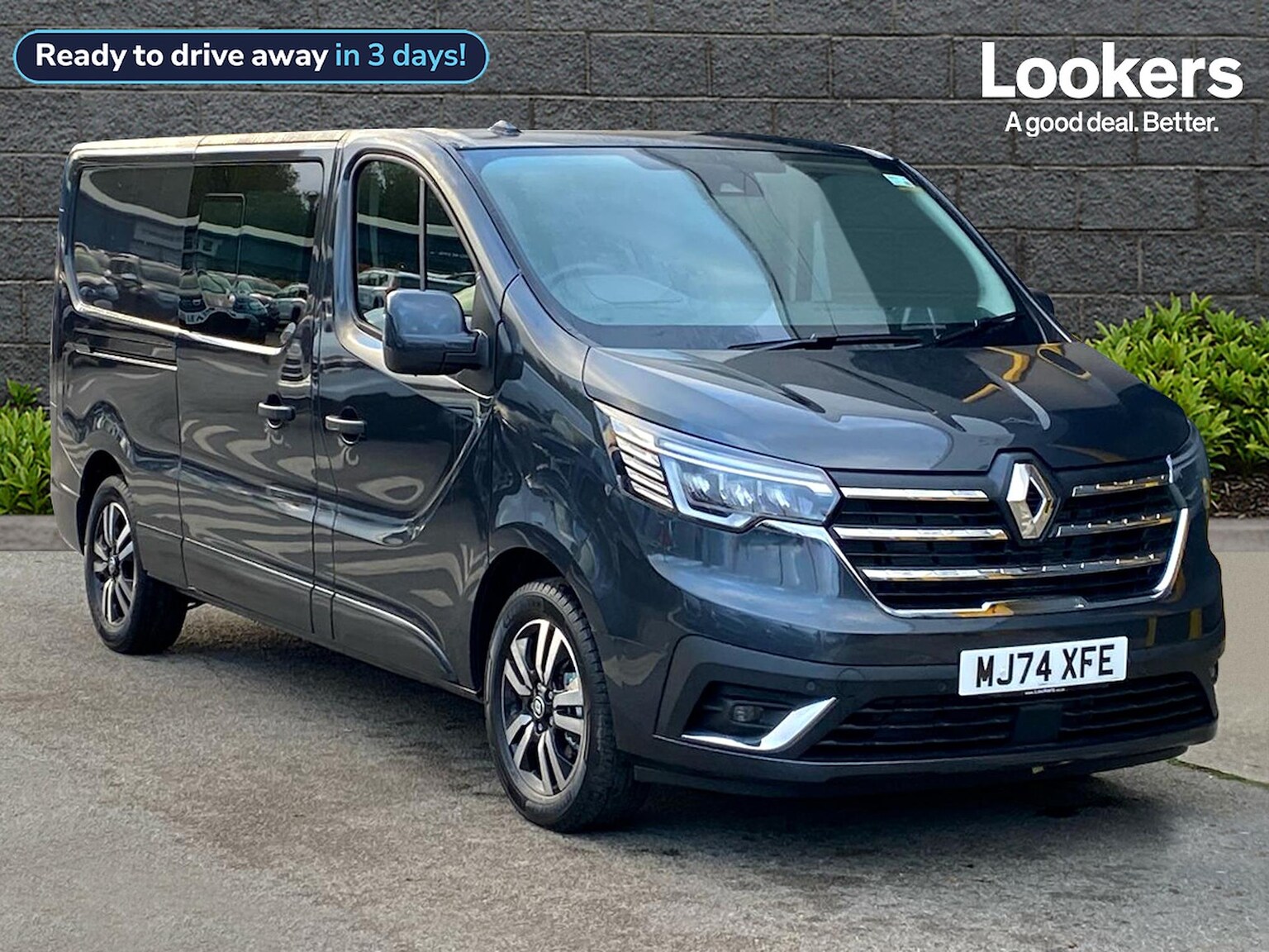 Main listing image - Renault Trafic