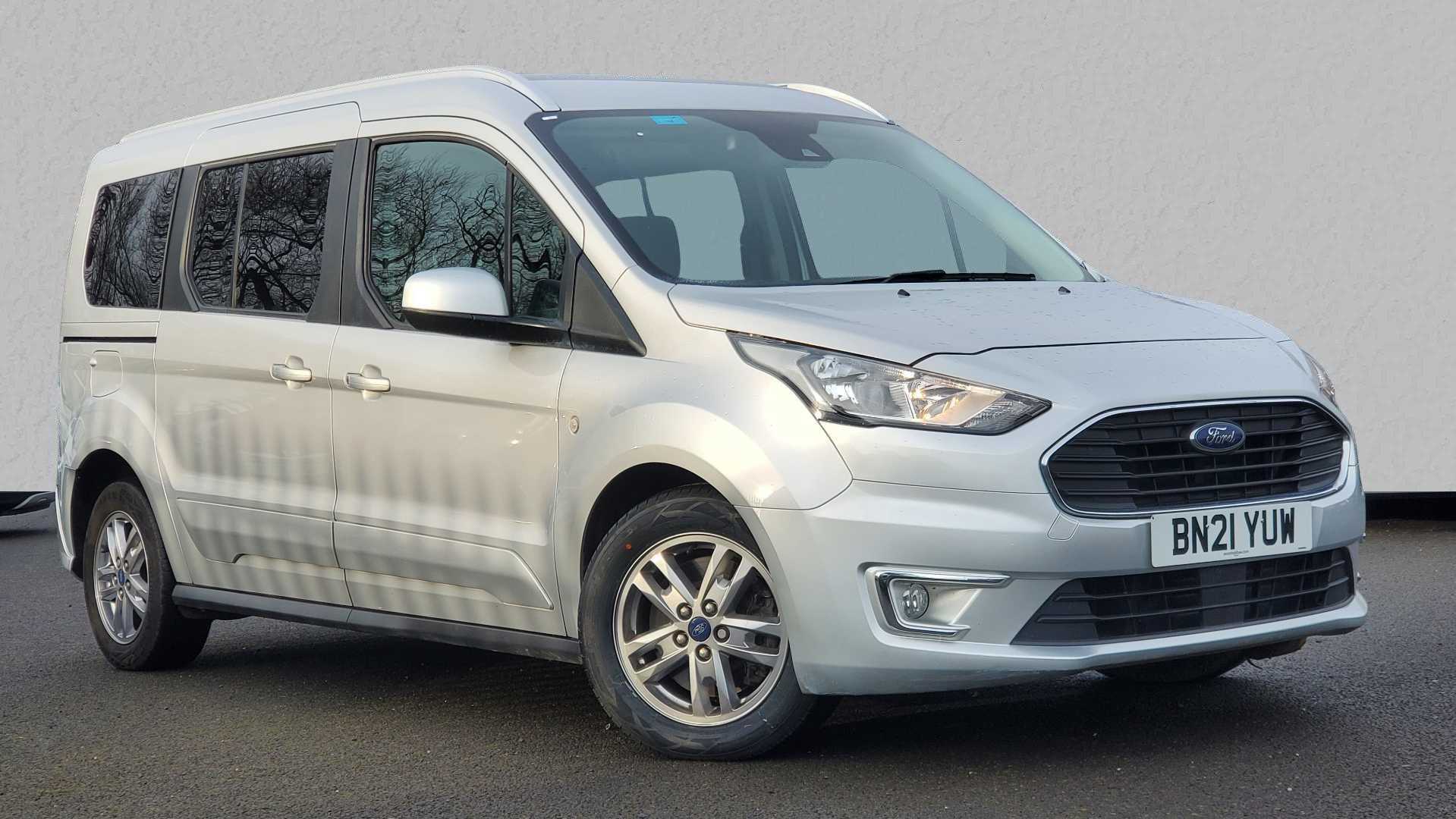 Main listing image - Ford Grand Tourneo Connect