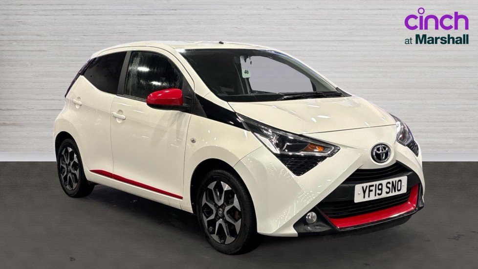 Main listing image - Toyota Aygo