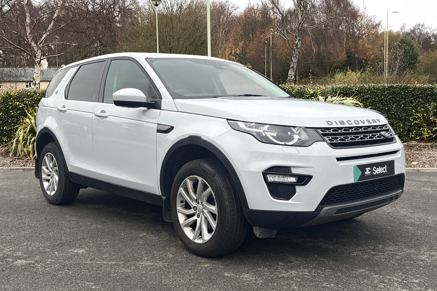 Main listing image - Land Rover Discovery Sport