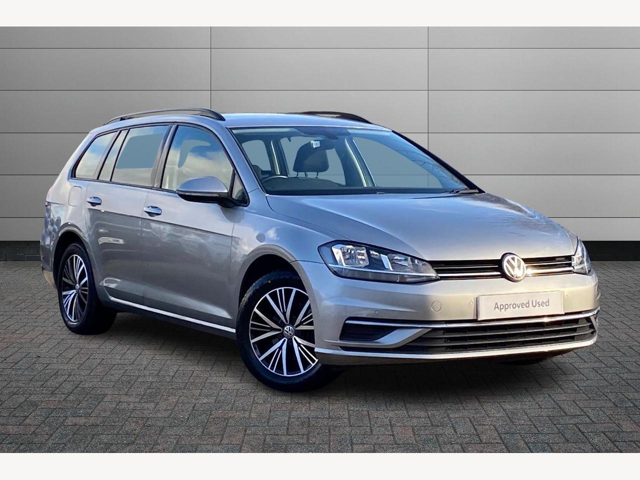 Main listing image - Volkswagen Golf Estate