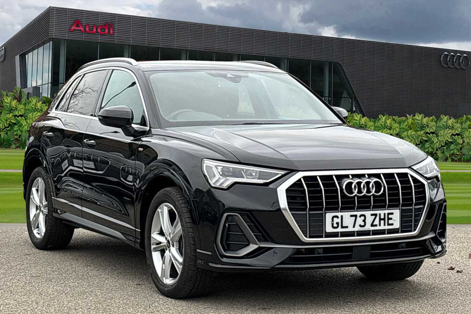 Main listing image - Audi Q3