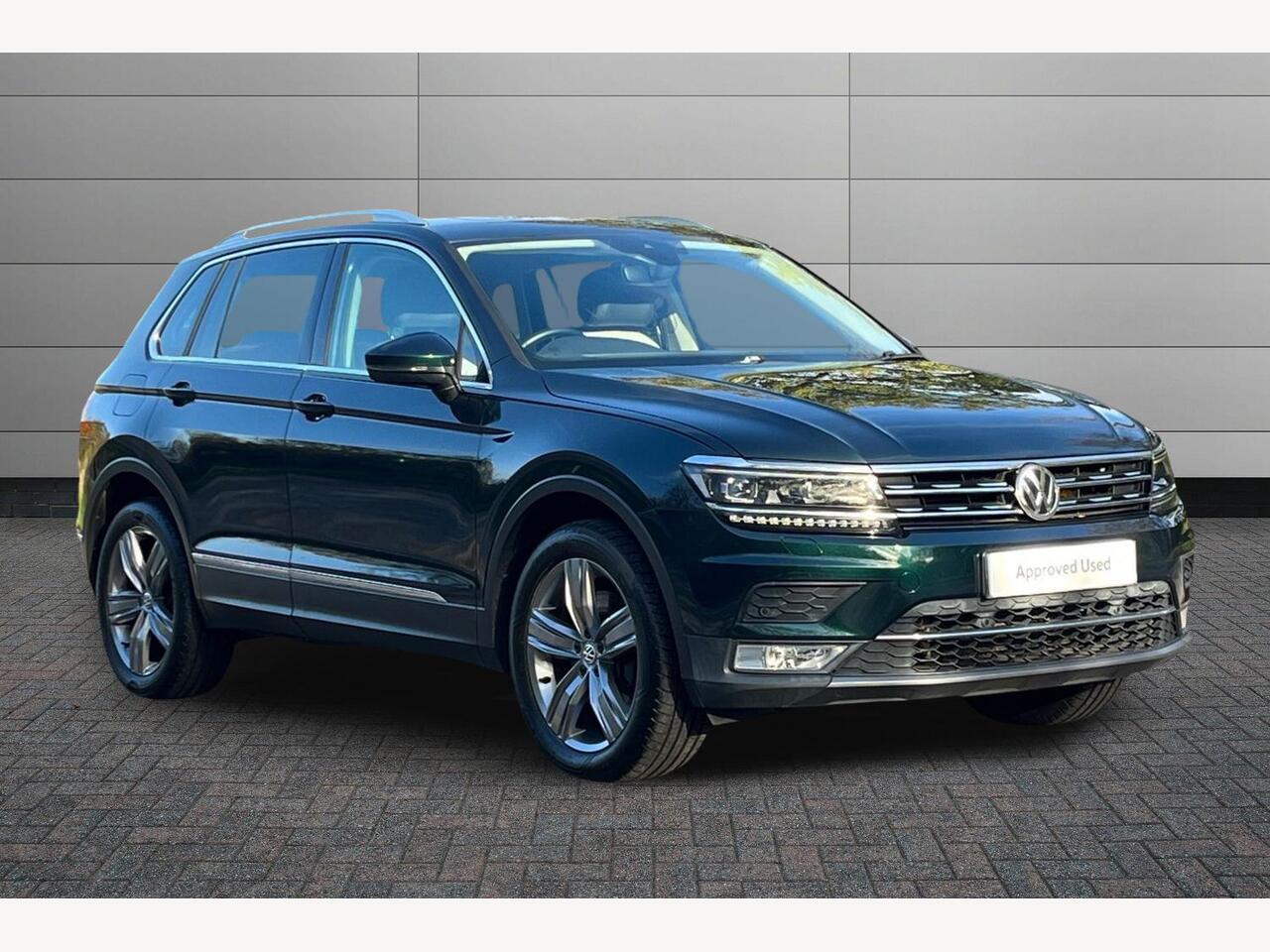 Main listing image - Volkswagen Tiguan