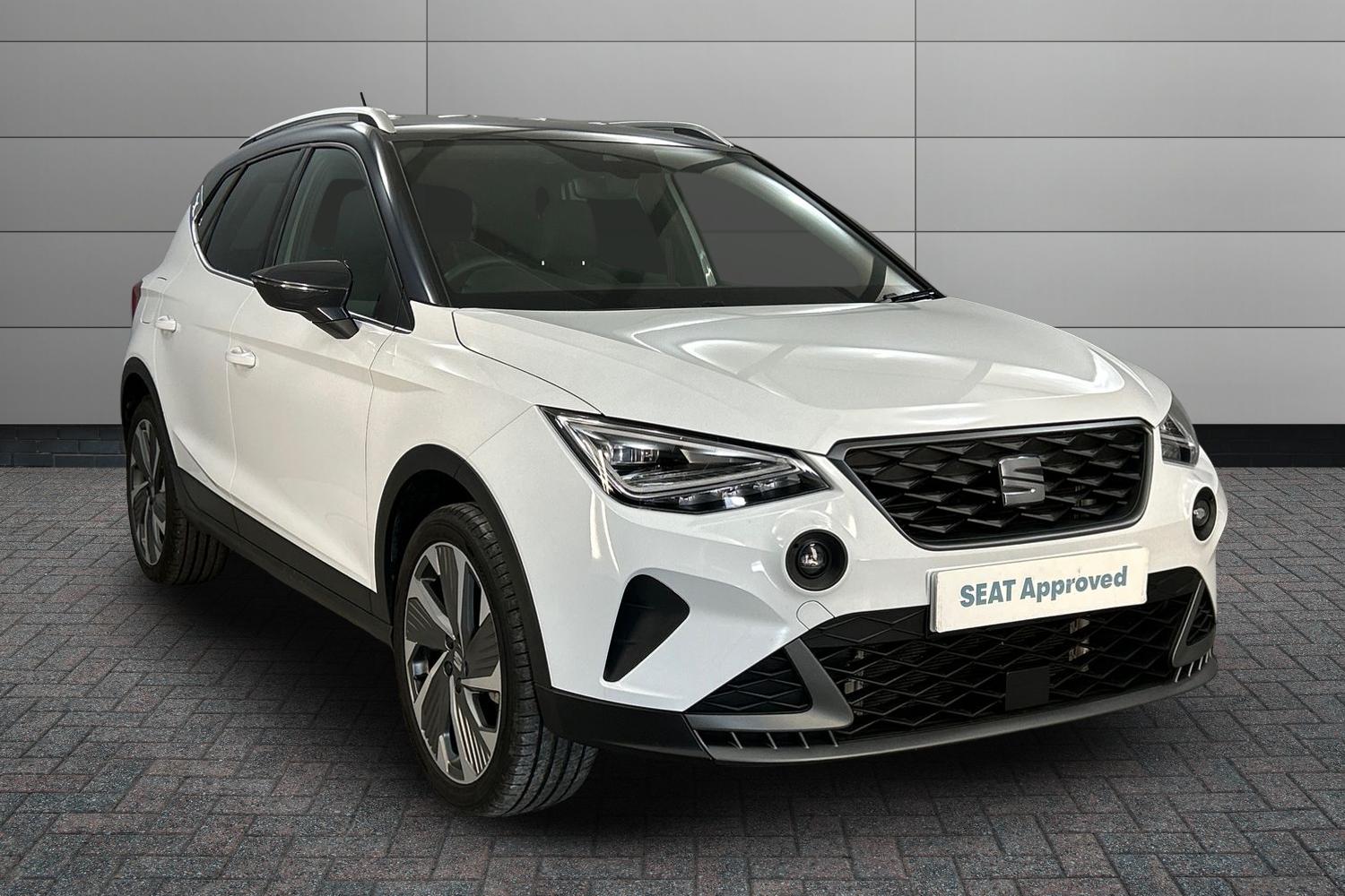 Main listing image - SEAT Arona