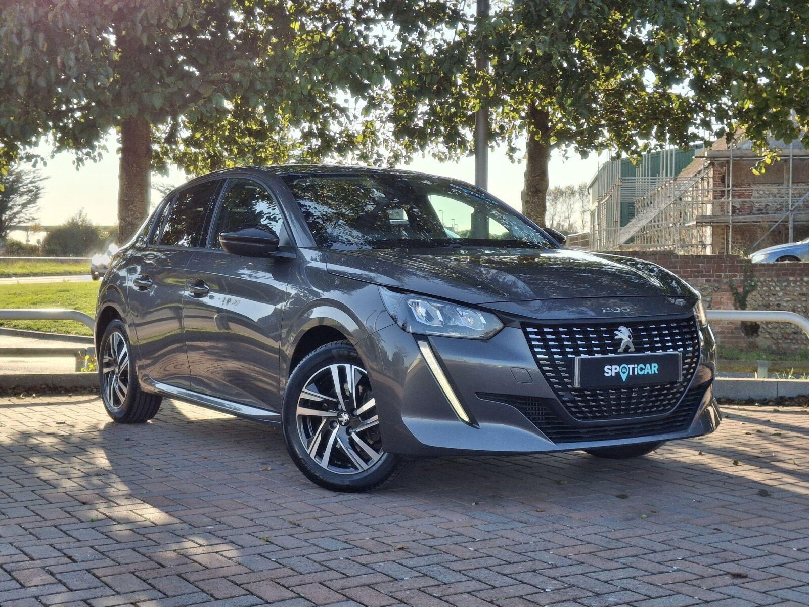 Main listing image - Peugeot 208
