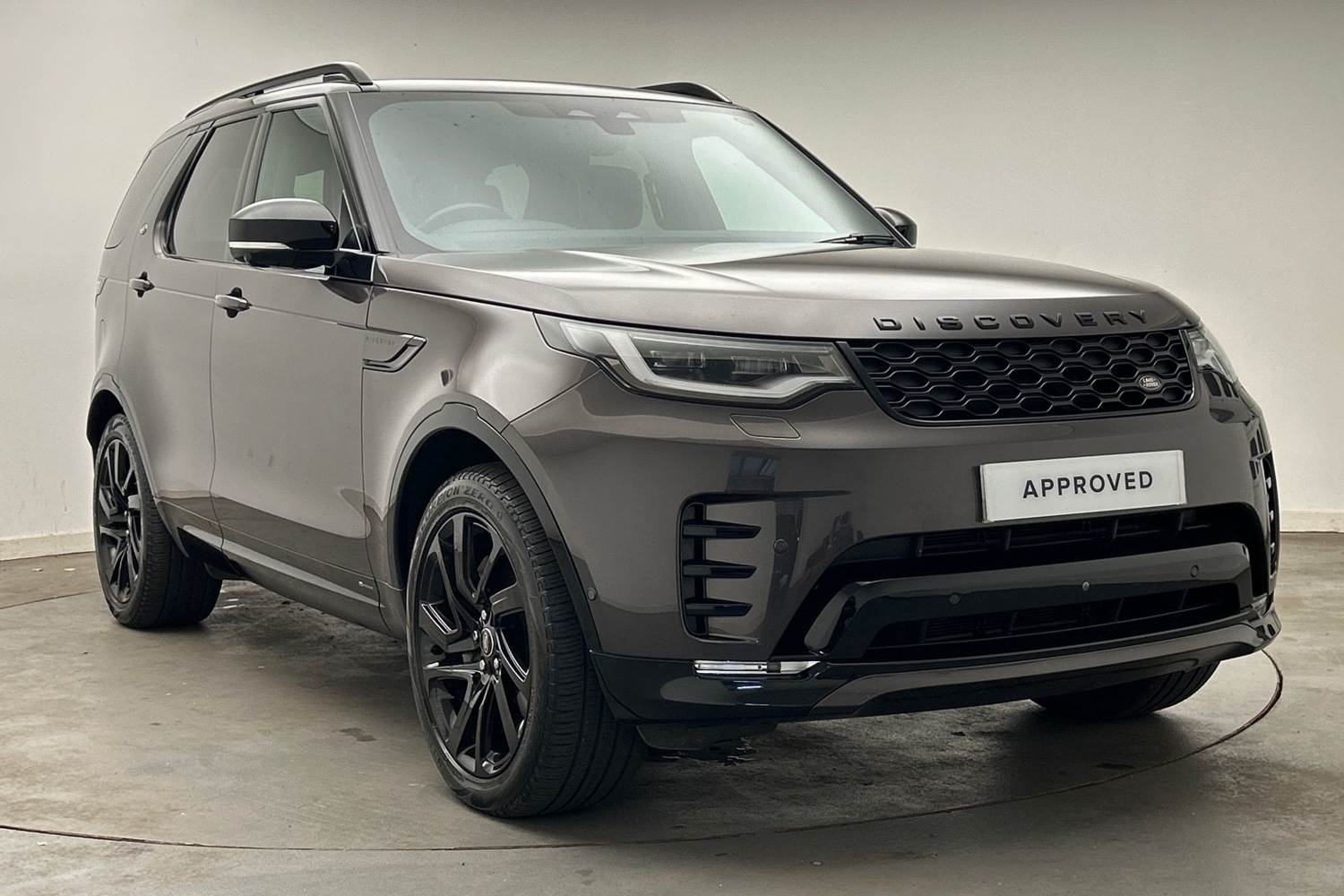 Main listing image - Land Rover Discovery