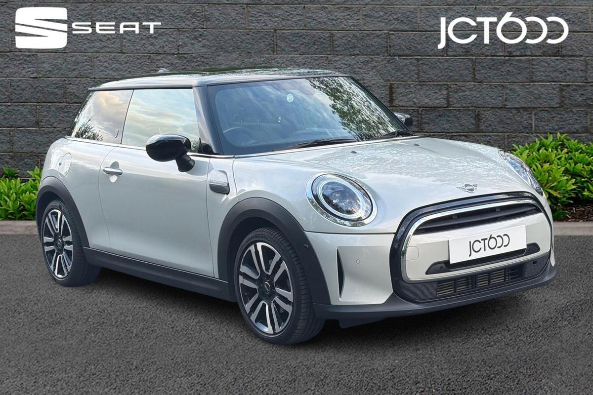 Main listing image - MINI Hatchback