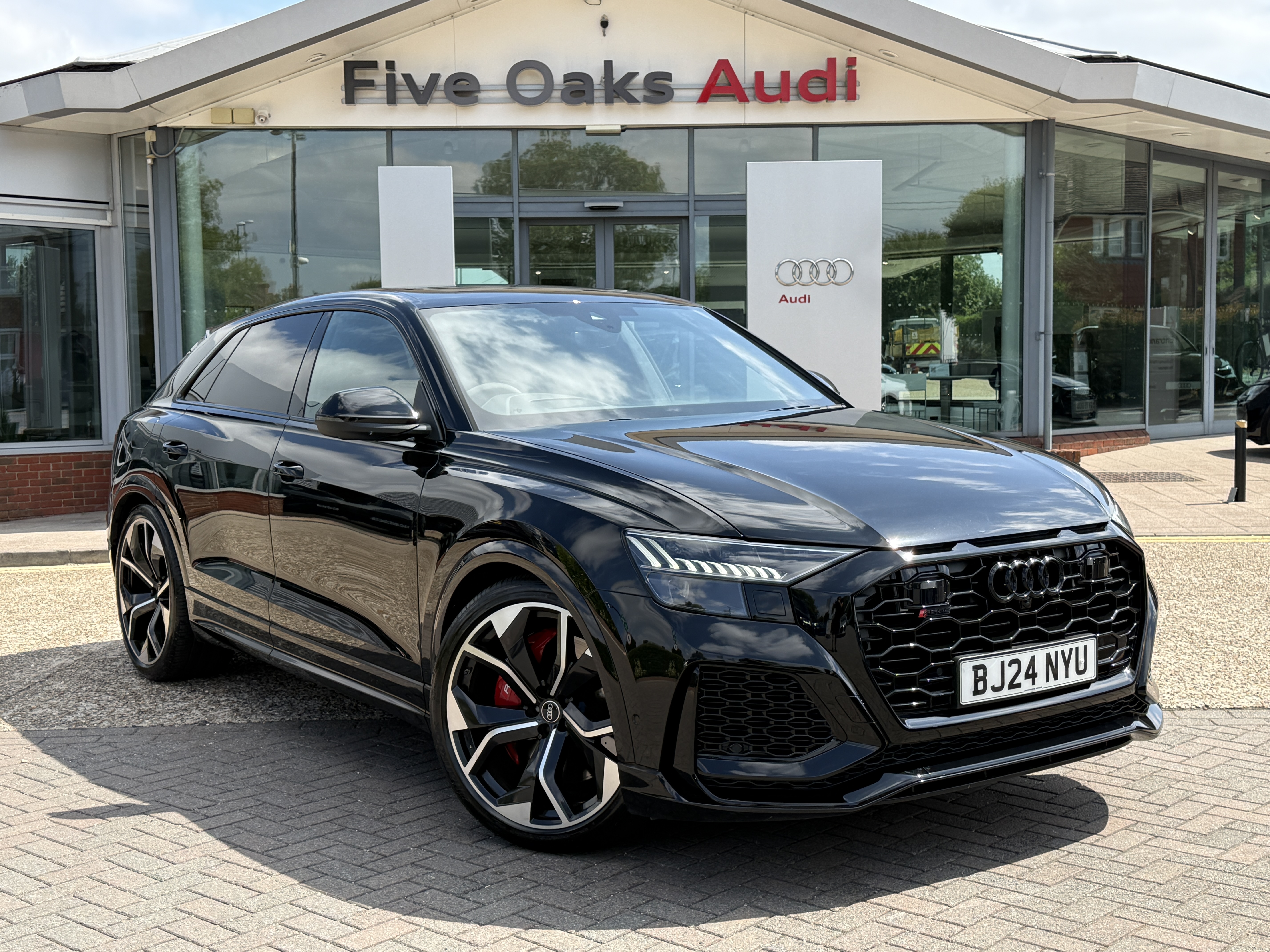 Main listing image - Audi RS Q8