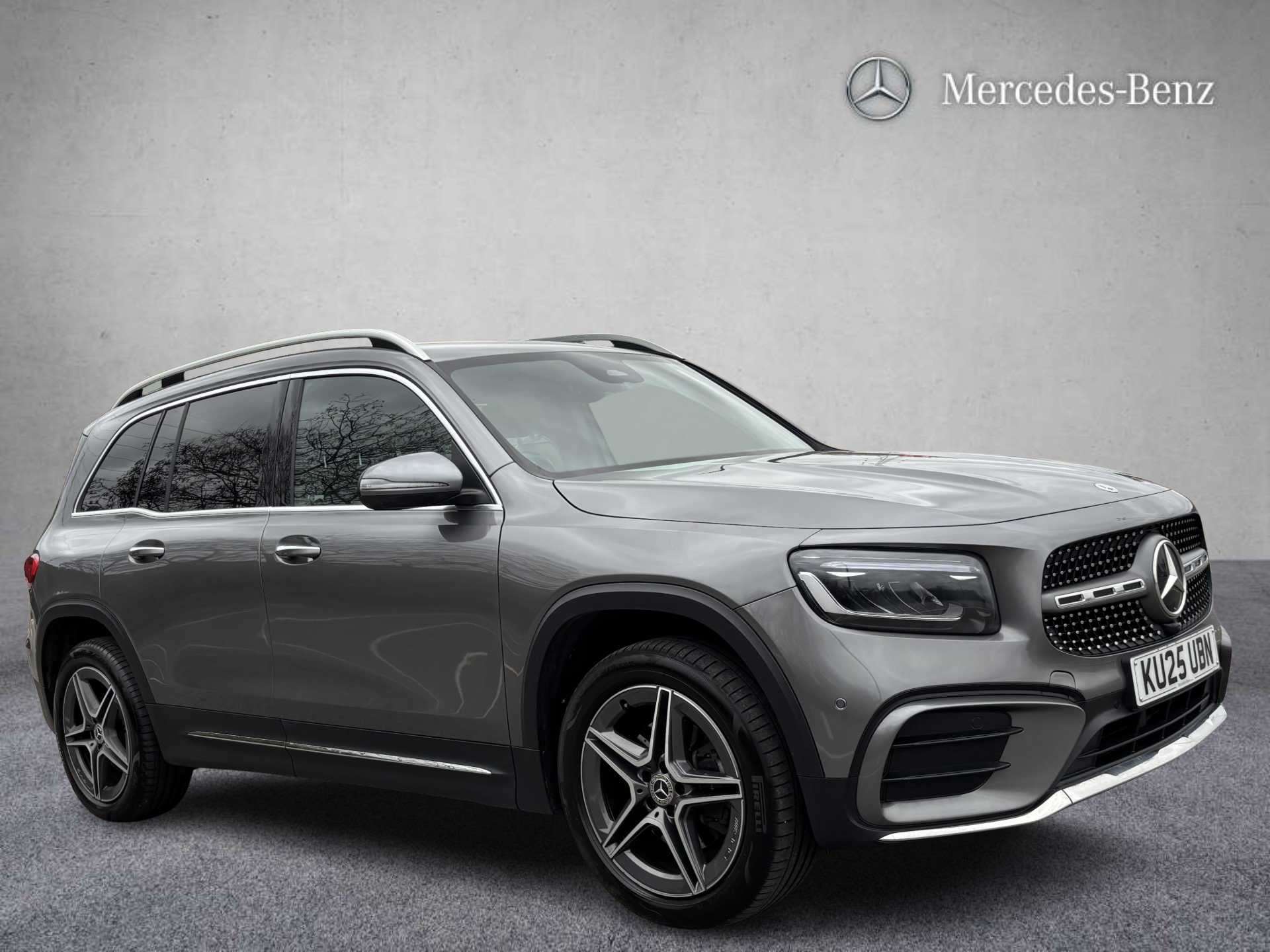 Main listing image - Mercedes-Benz GLB