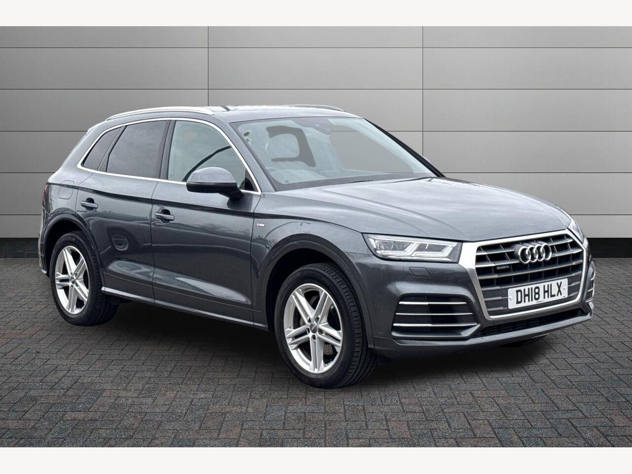 Main listing image - Audi Q5