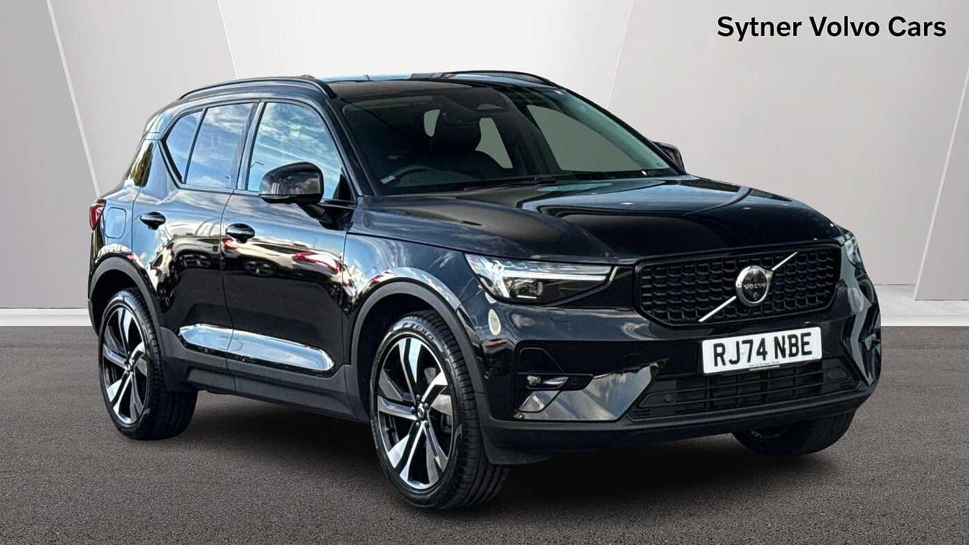 Main listing image - Volvo XC40