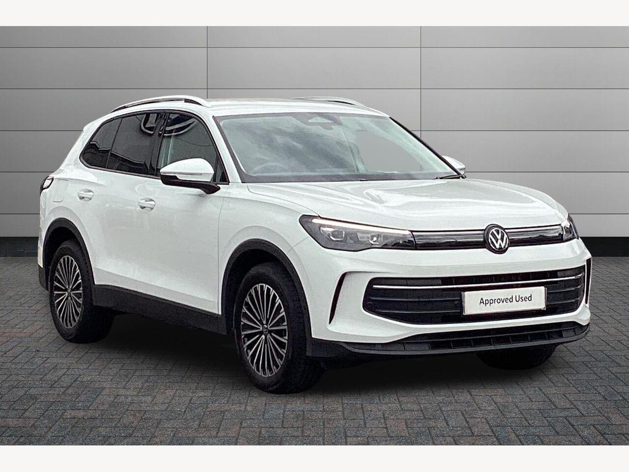 Main listing image - Volkswagen Tiguan