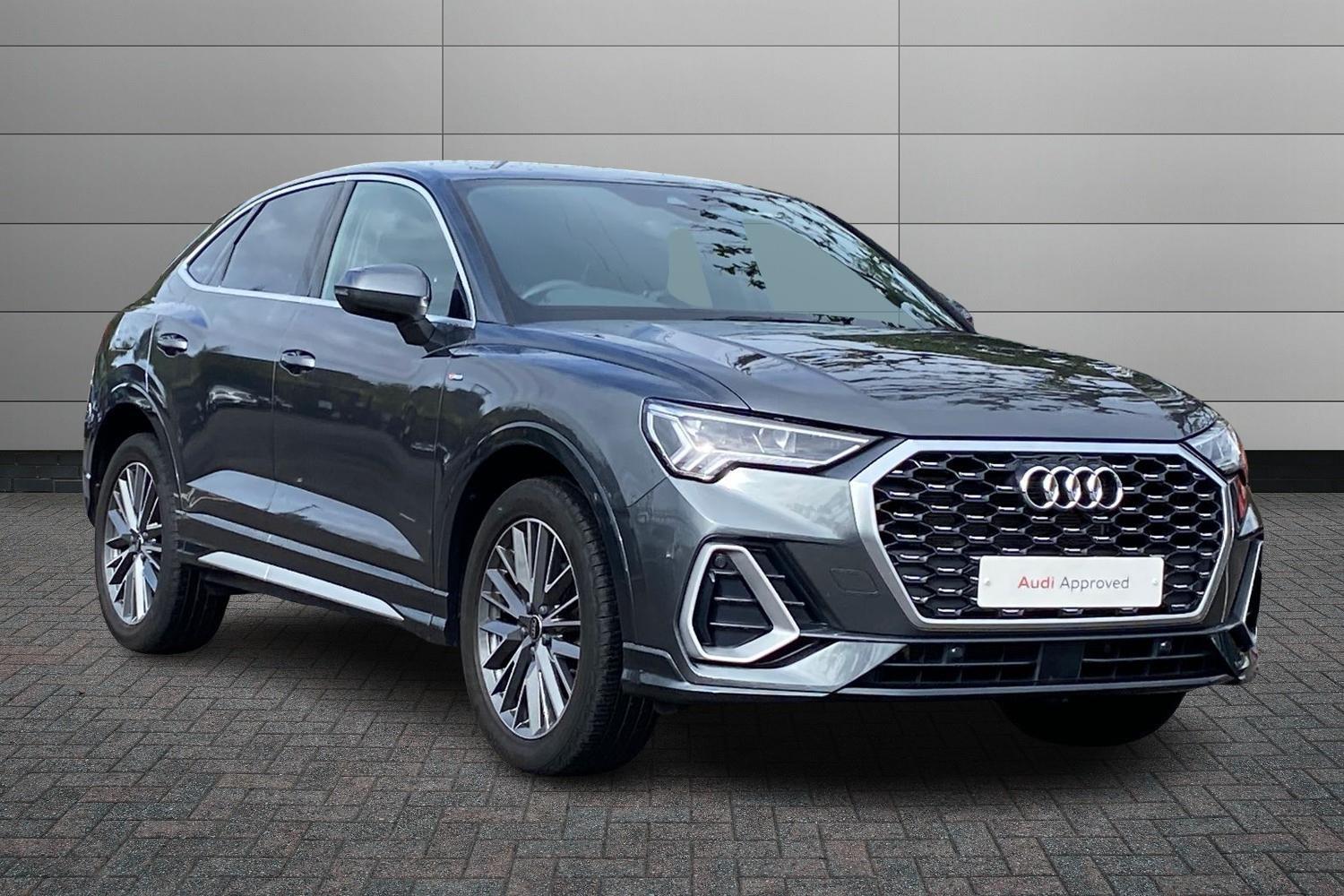 Main listing image - Audi Q3