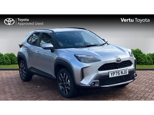 Main listing image - Toyota Yaris Cross