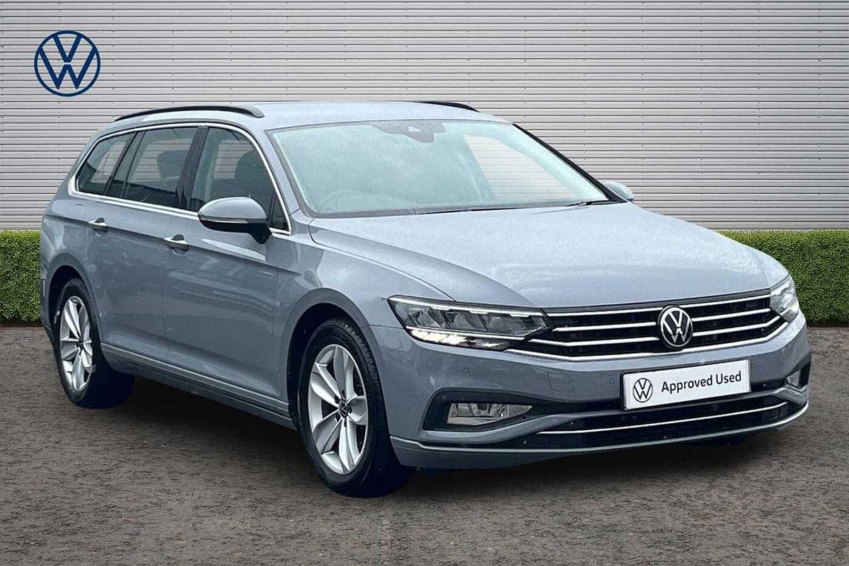 Main listing image - Volkswagen Passat Estate