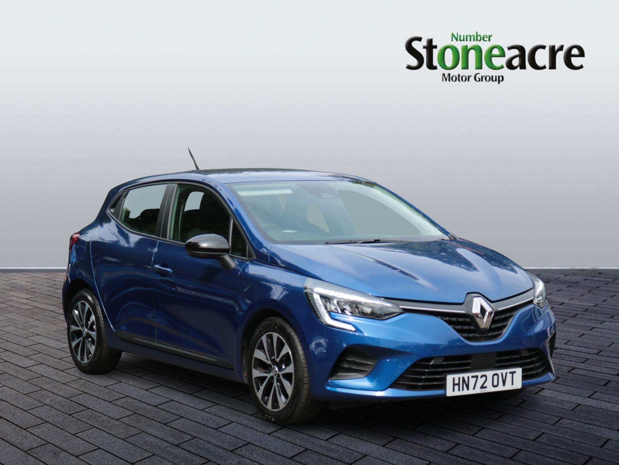 Main listing image - Renault Clio