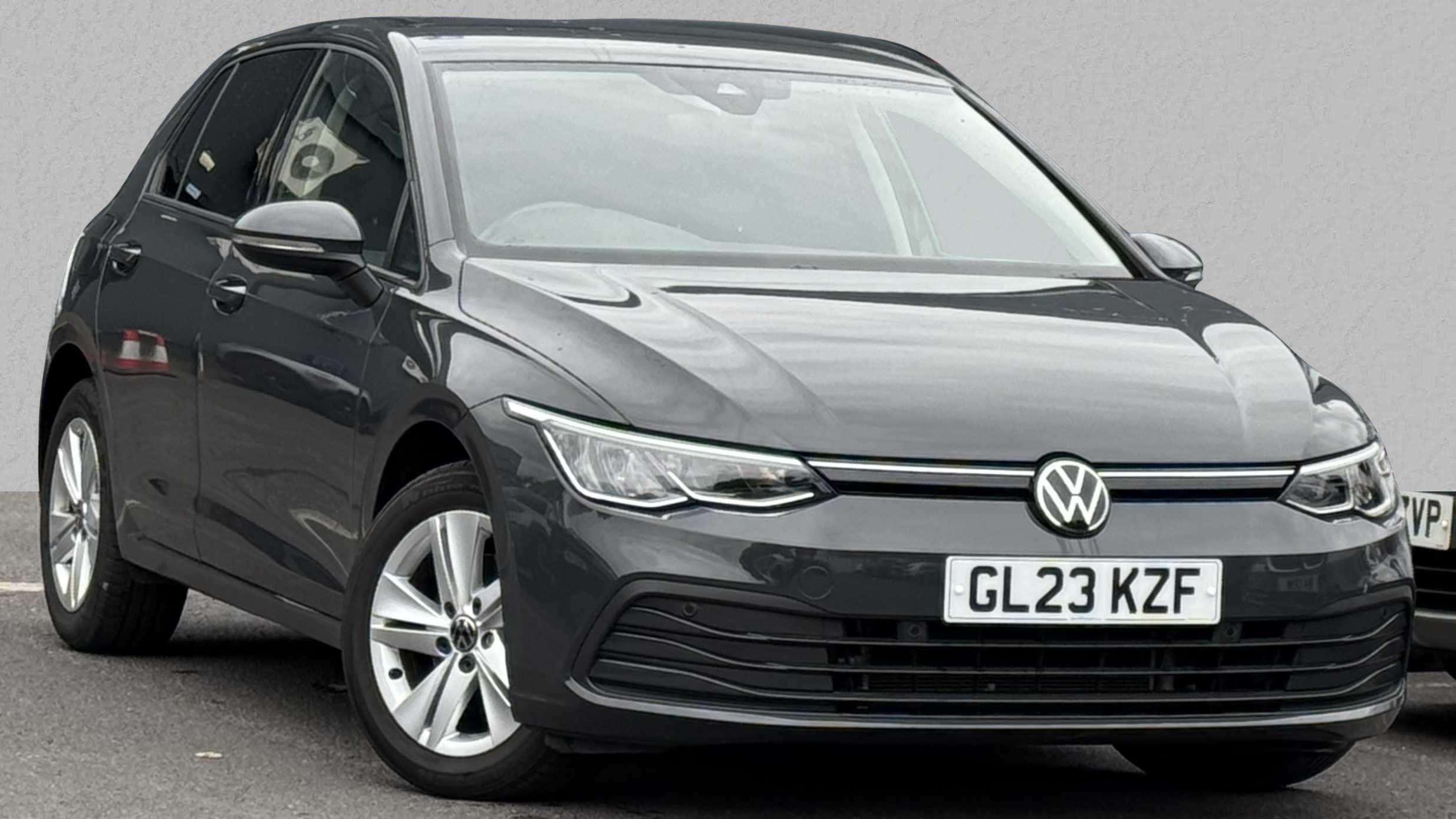 Main listing image - Volkswagen Golf