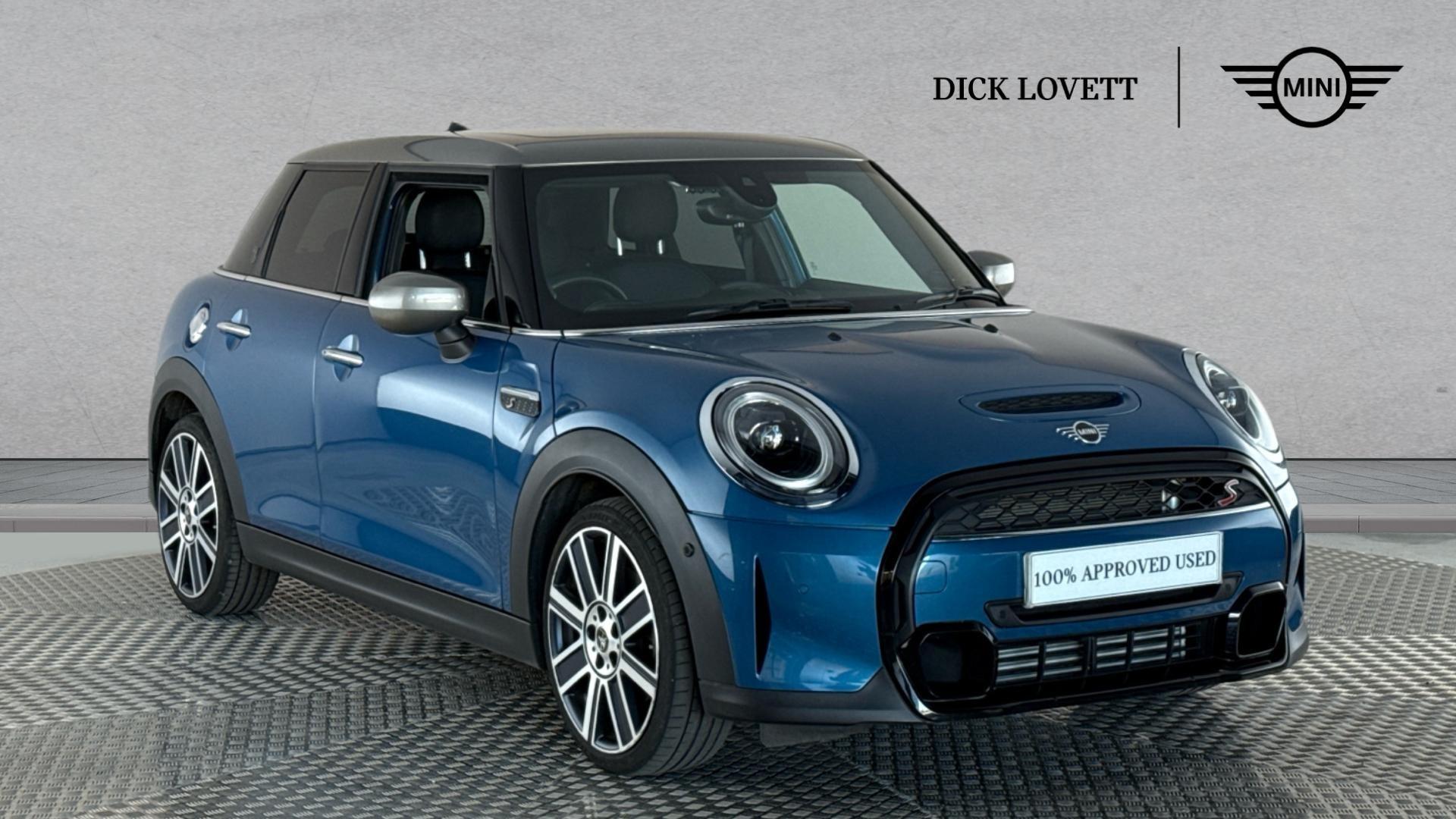 Main listing image - MINI Hatchback 5dr