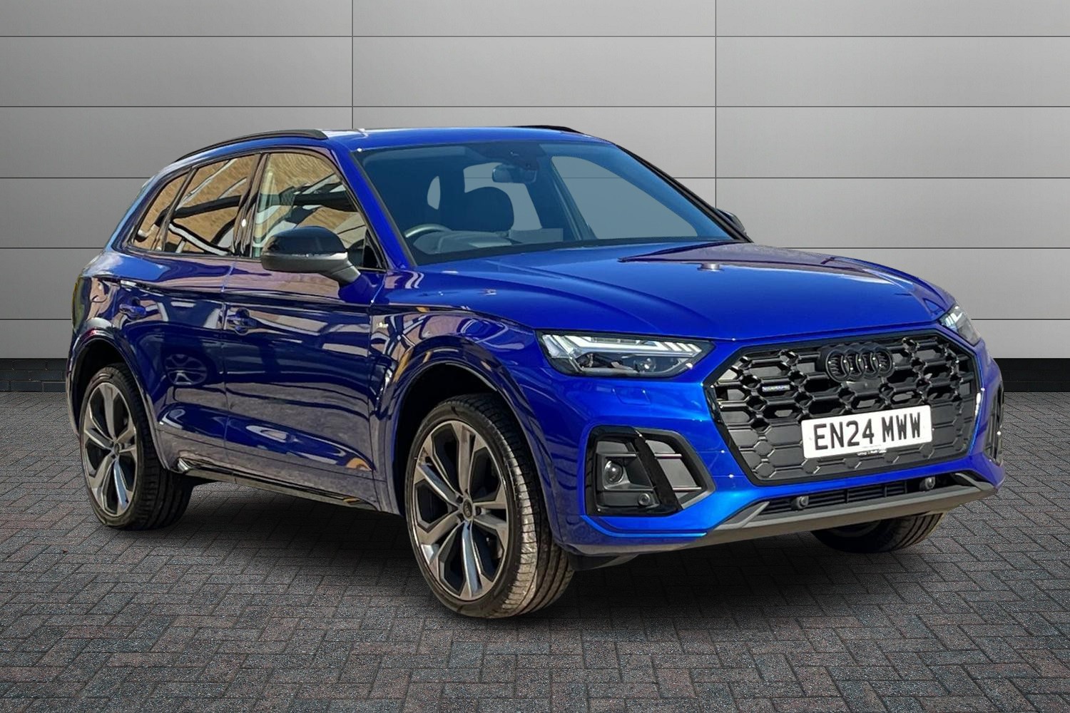 Main listing image - Audi Q5