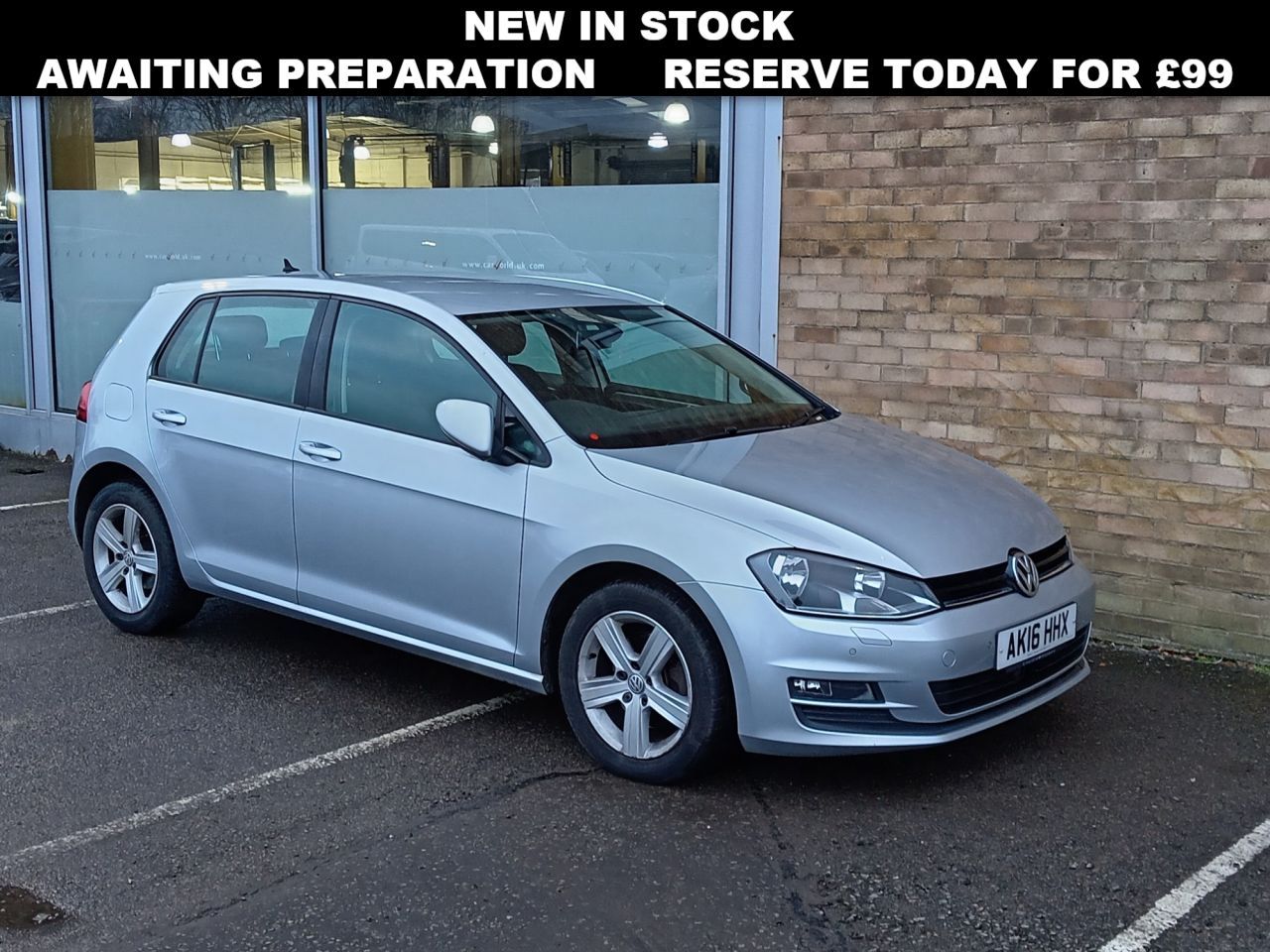 Main listing image - Volkswagen Golf