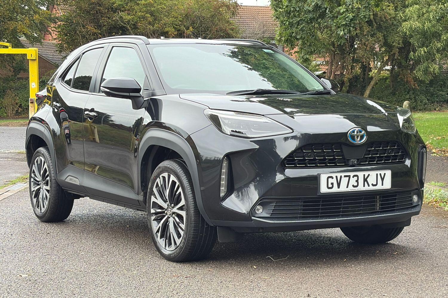 Main listing image - Toyota Yaris Cross