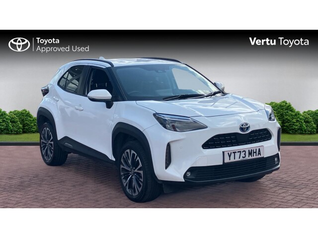 Main listing image - Toyota Yaris Cross