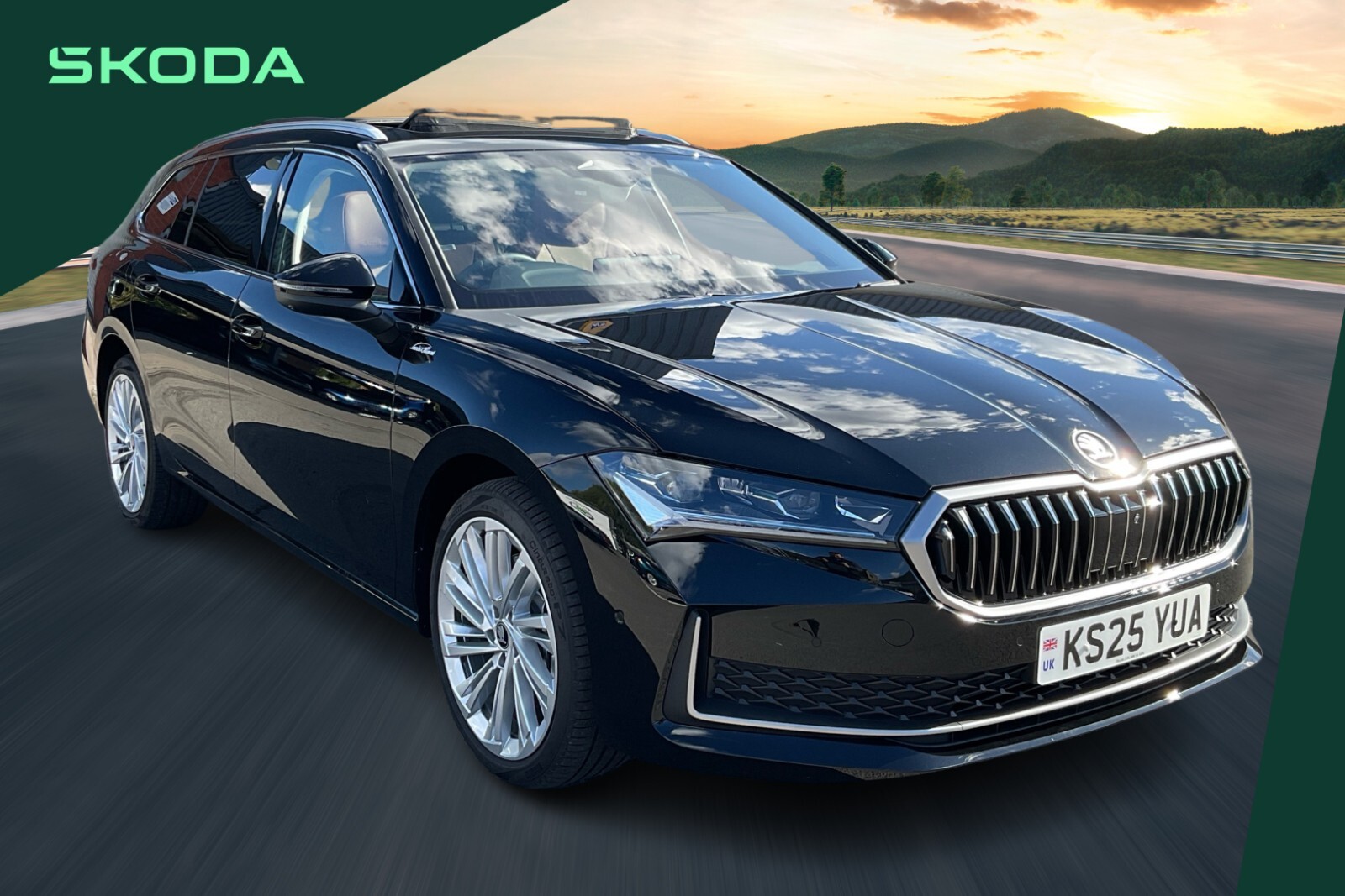 Main listing image - Skoda Superb Estate