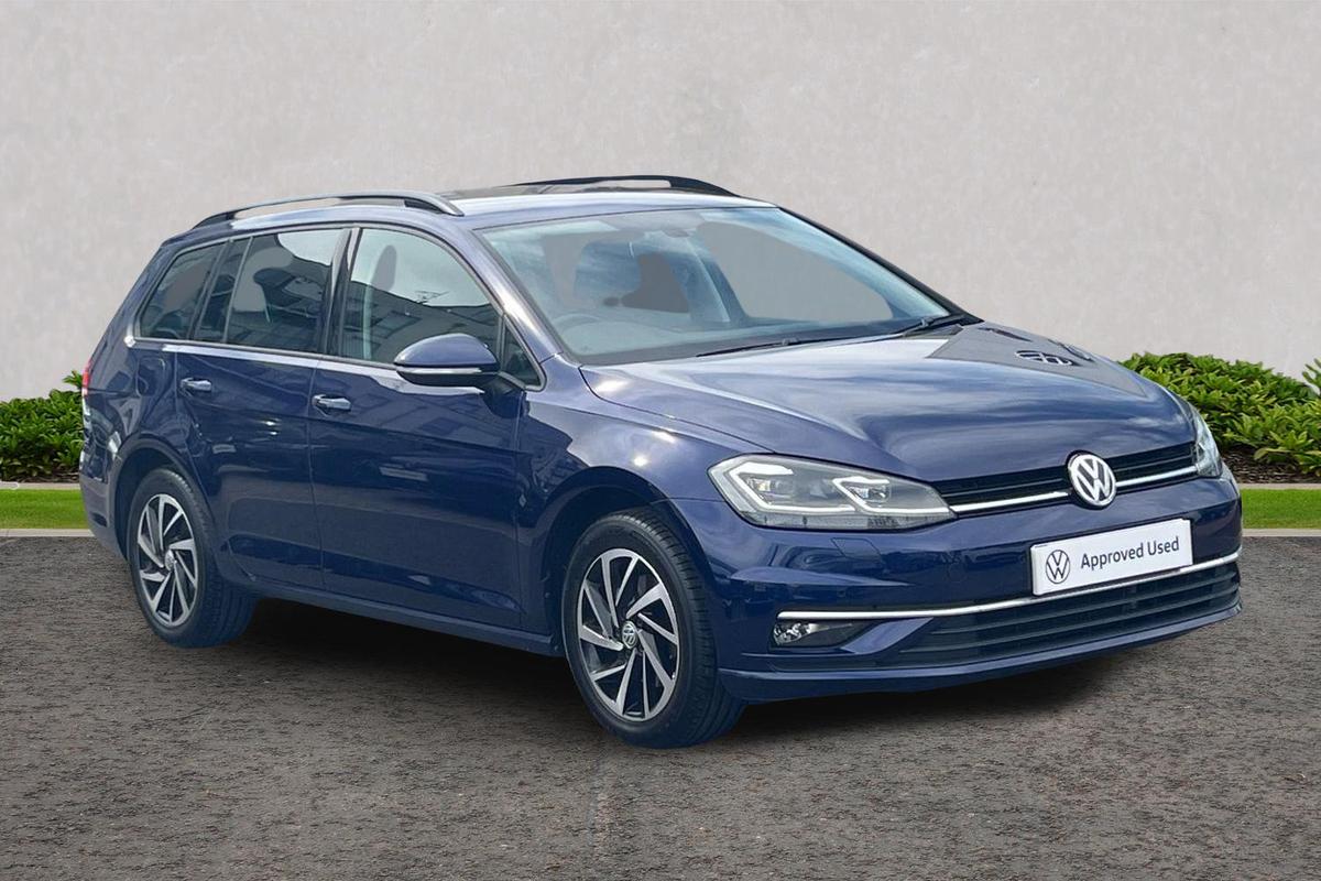 Main listing image - Volkswagen Golf