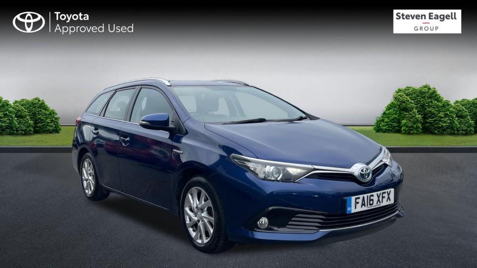 Main listing image - Toyota Auris Touring Sport